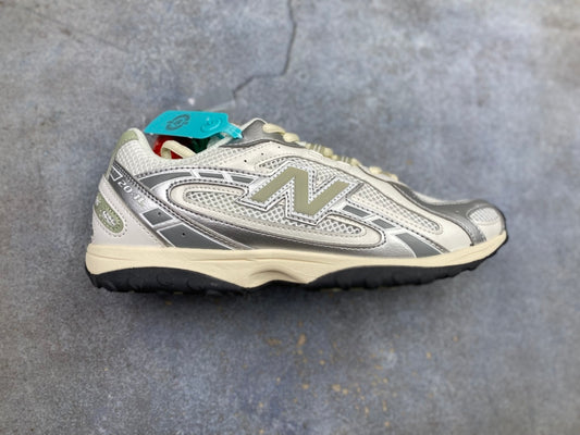 New Balance 204 Series Light Brown Casual Sports Running Shoes
