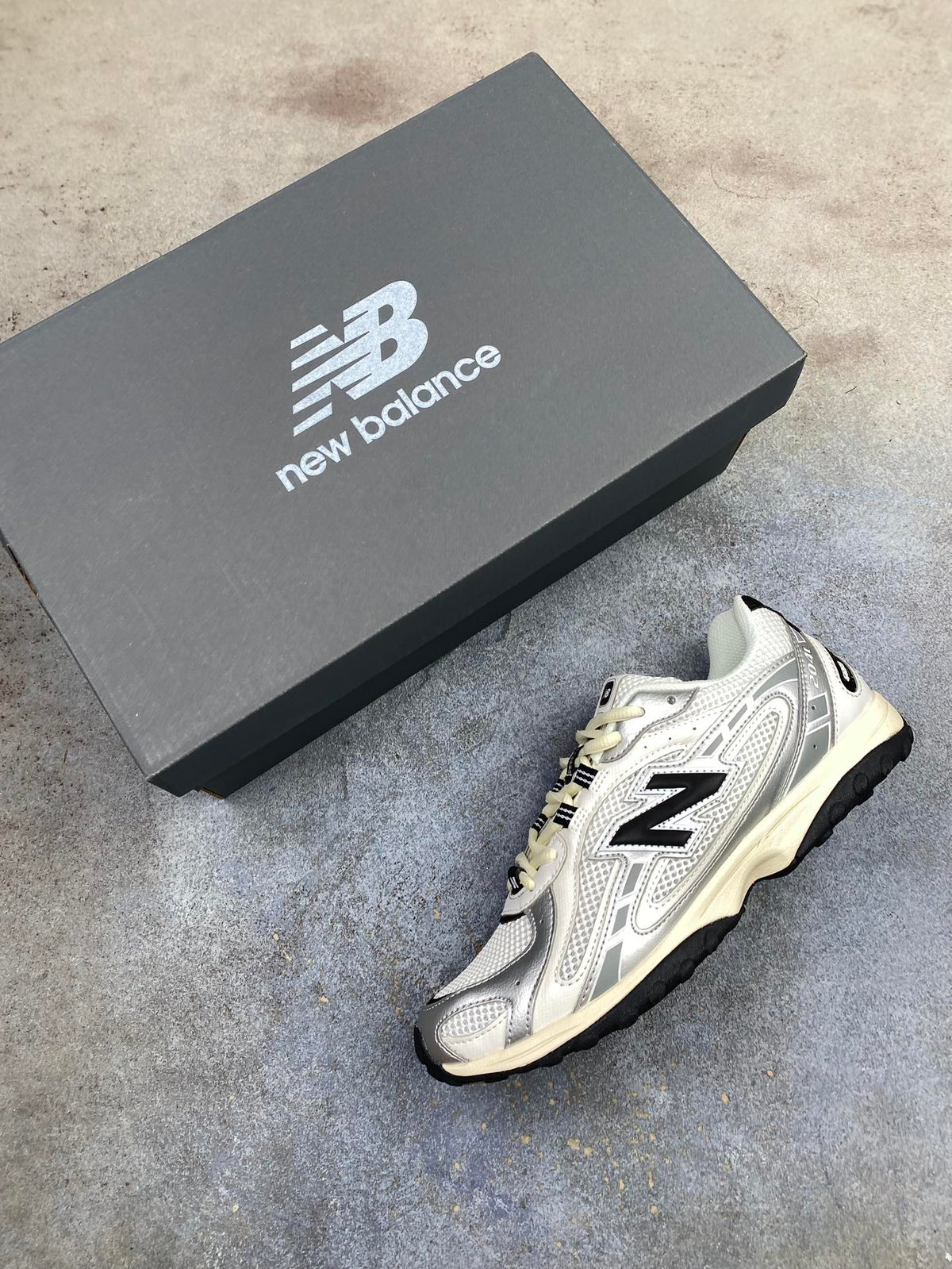 New Balance 204 Series Light Brown Casual Sports Running Shoes
