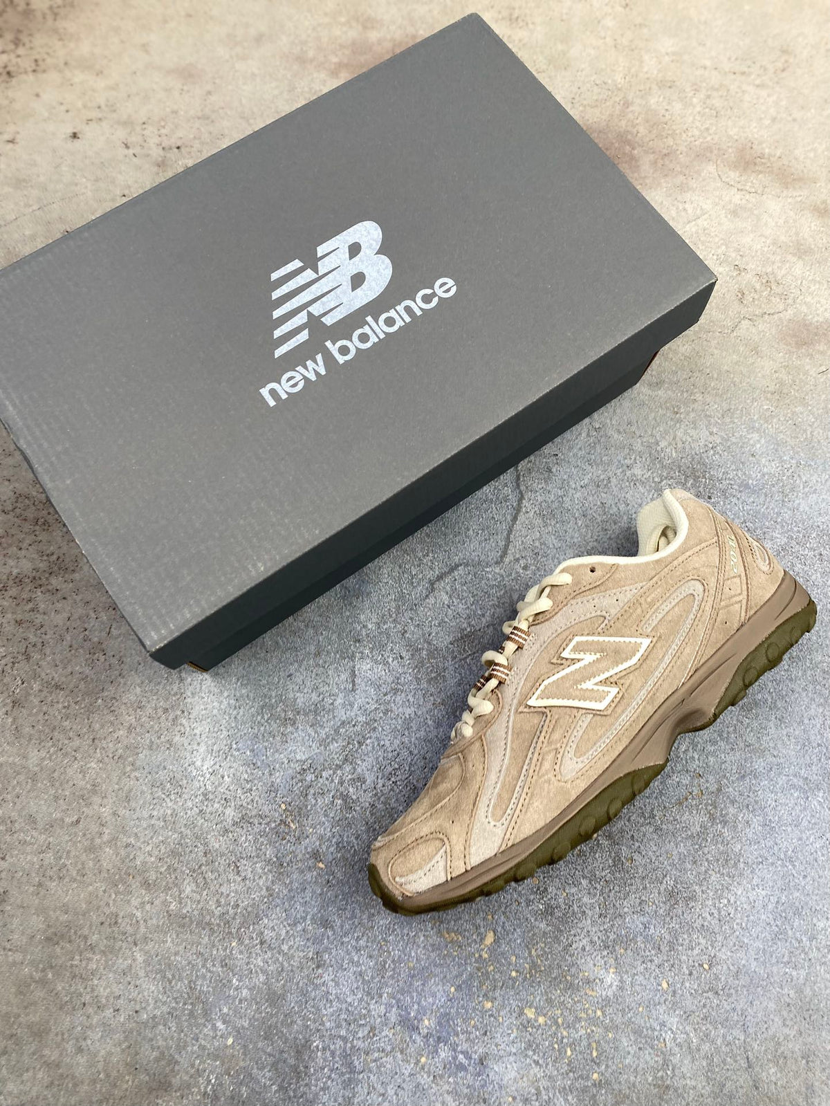 New Balance 204 Series Light Brown Casual Sports Running Shoes