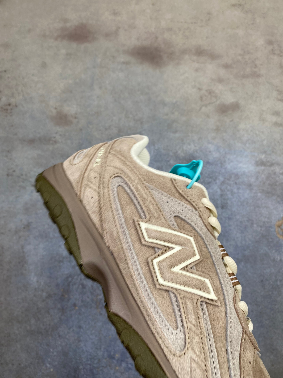 New Balance 204 Series Light Brown Casual Sports Running Shoes