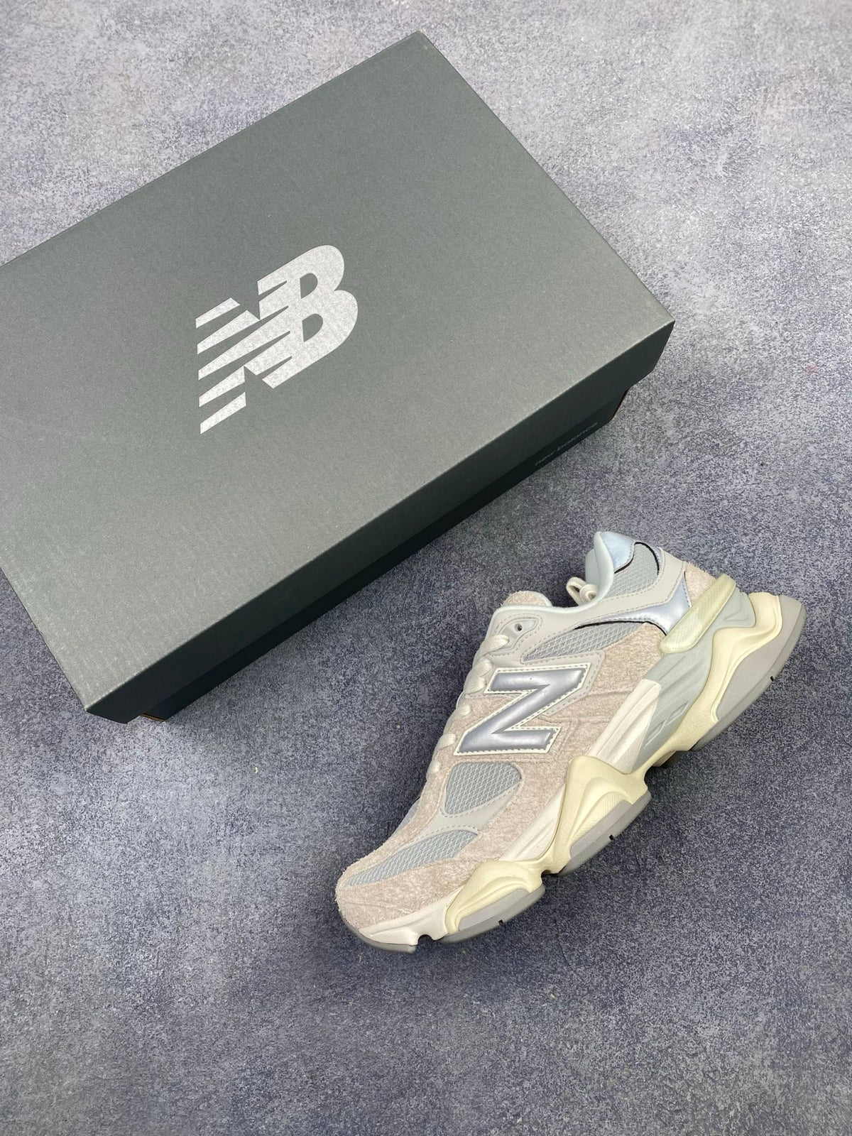 New Balance 9060 Series Retro Casual Running Shoes