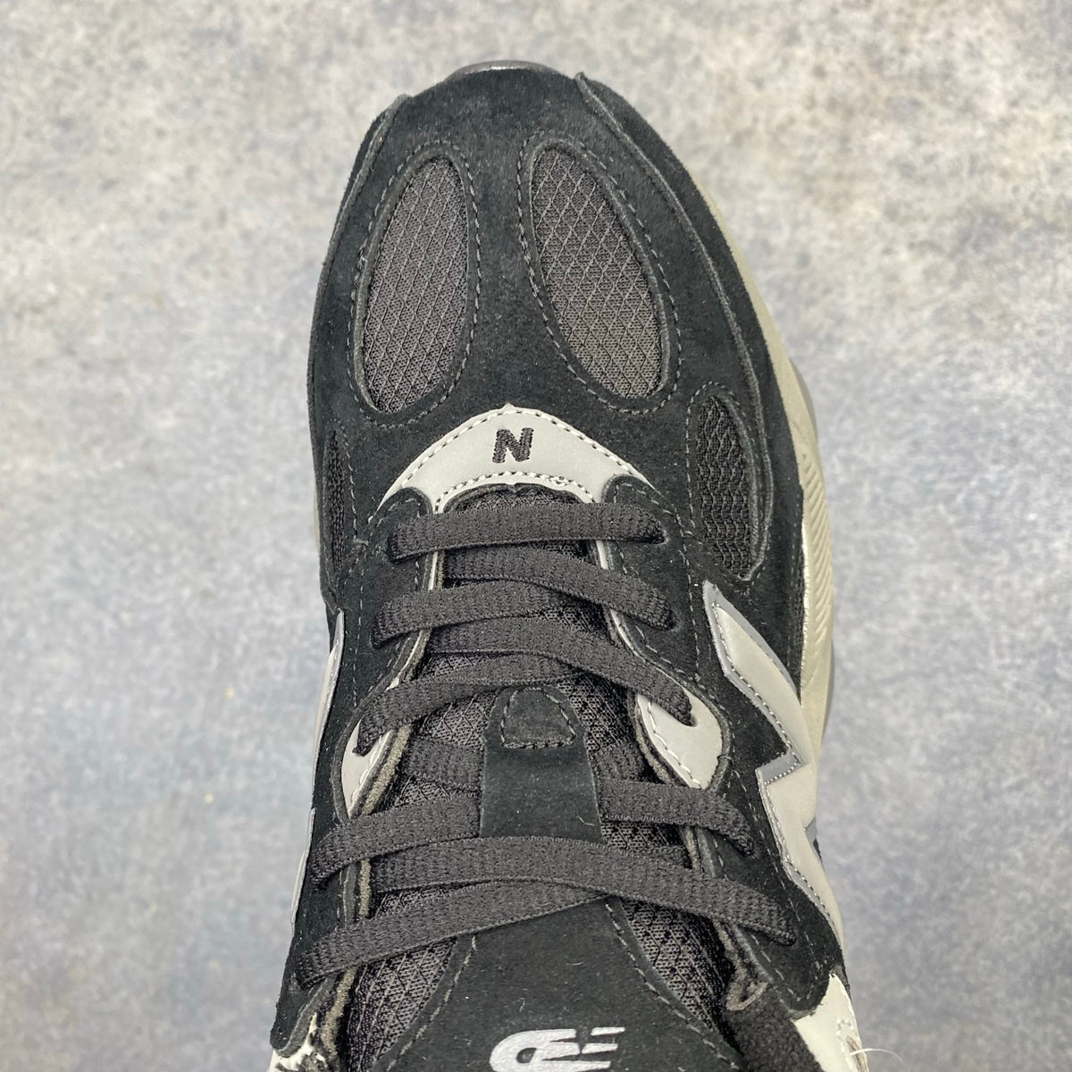New Balance 983 Series Retro Casual Running Shoes