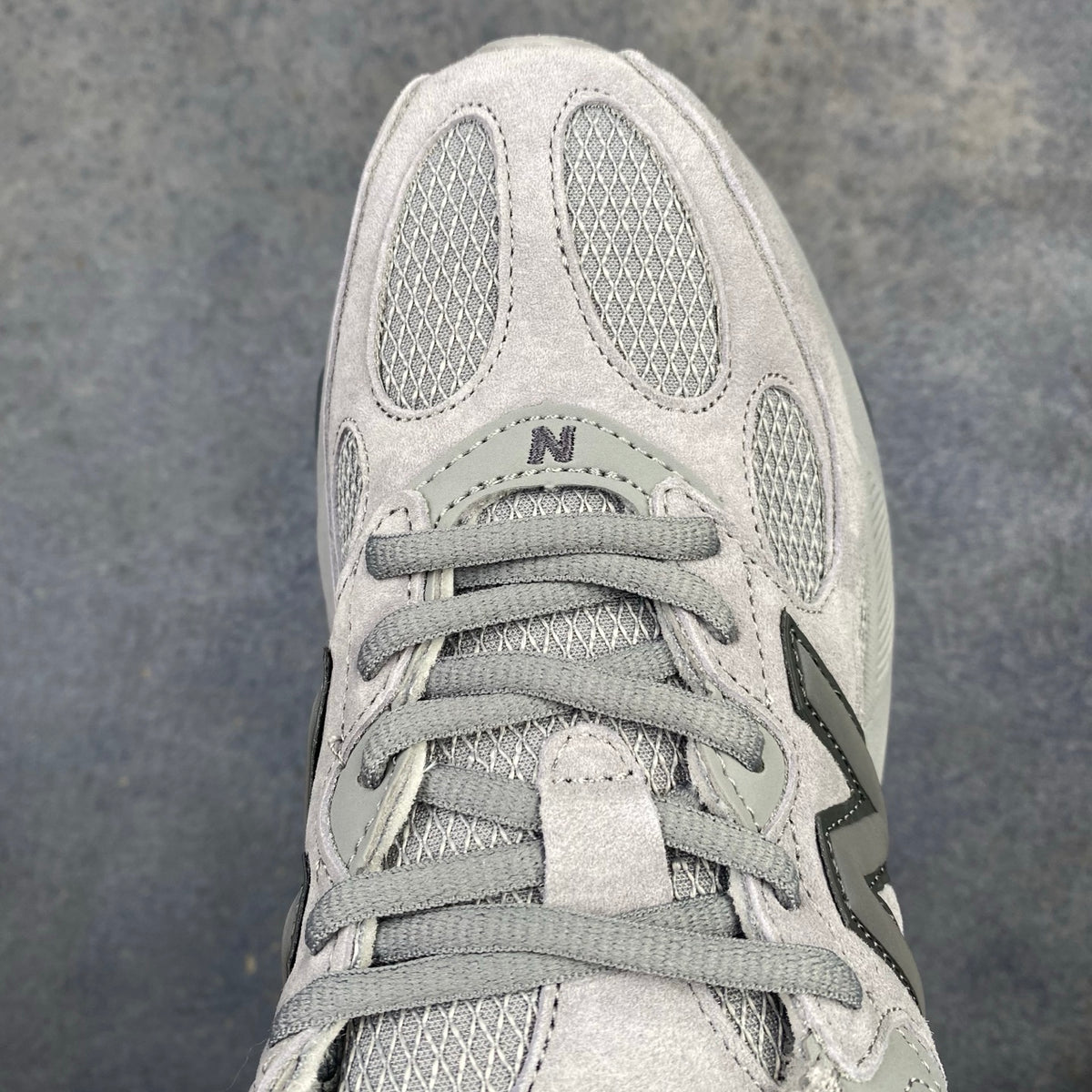 New Balance 983 Series Retro Casual Running Shoes