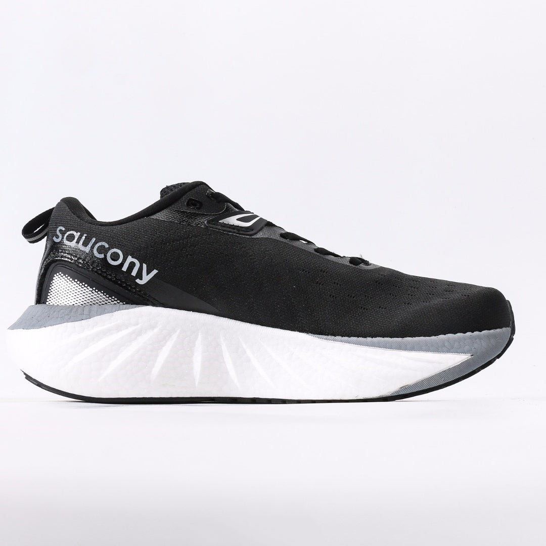 Saucony Triumph 22 Series Running Shoes